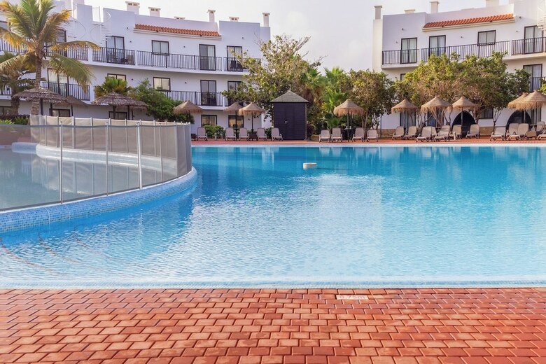 Hotel Sol Dunas Family Fun
