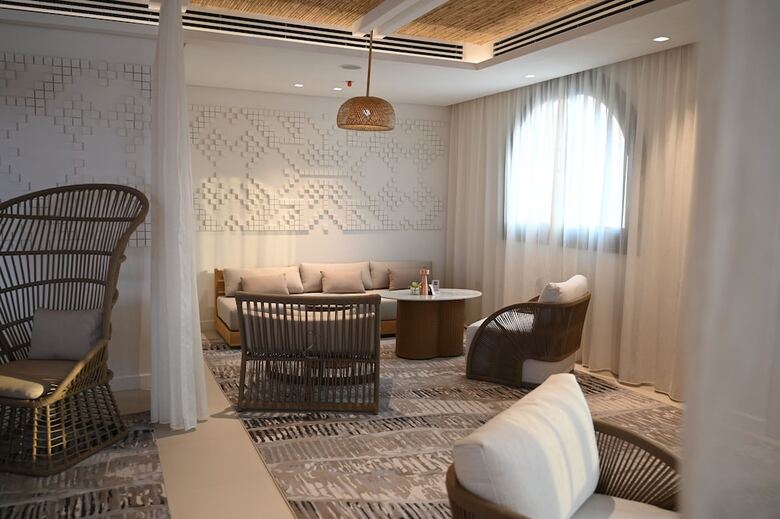 Aparthotel Mina Hotel And Residences By The Torch