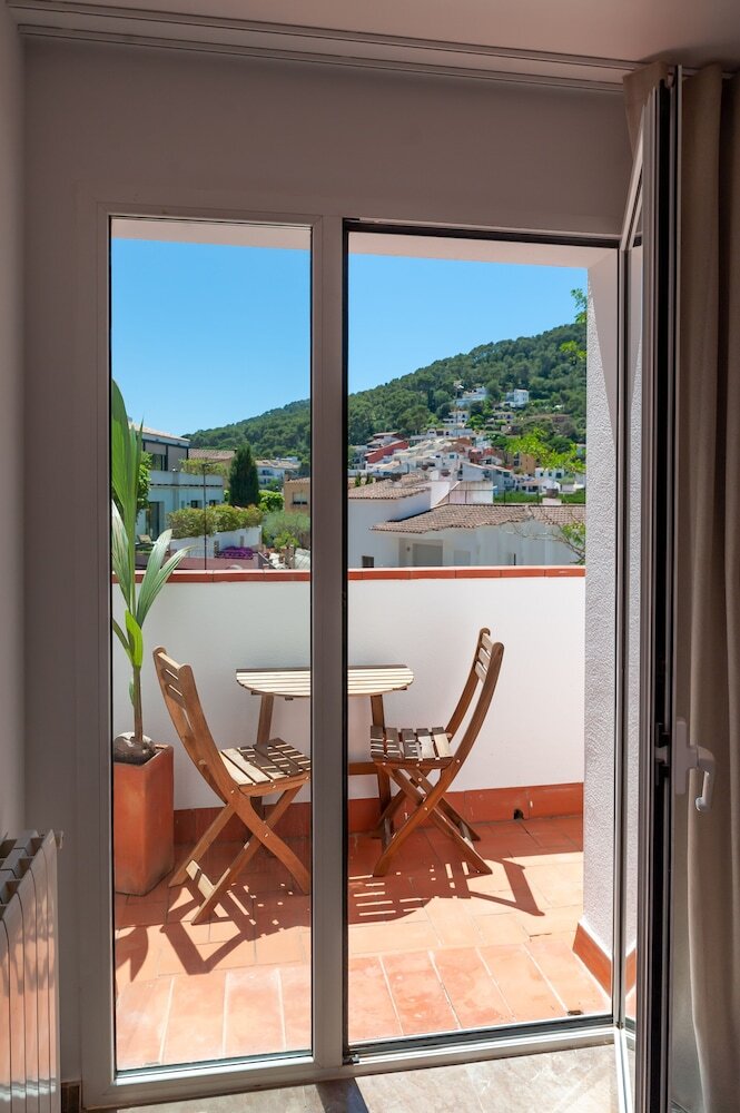 Hostal Es Niu De Tamariu