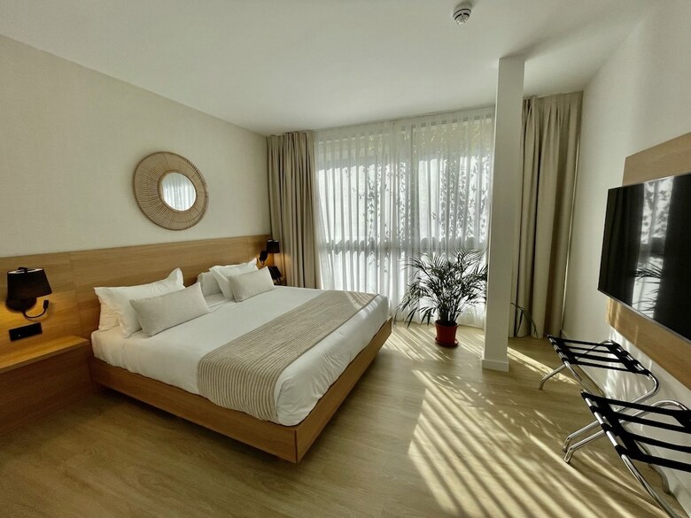 Hotel Emblem�tico Hi Suites