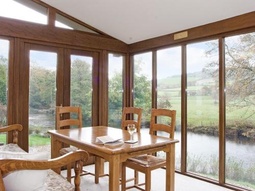 Weir Cottage