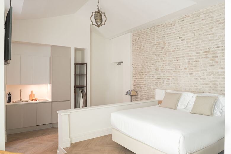Aparthotel Mylu Suites By Puerta Catedral