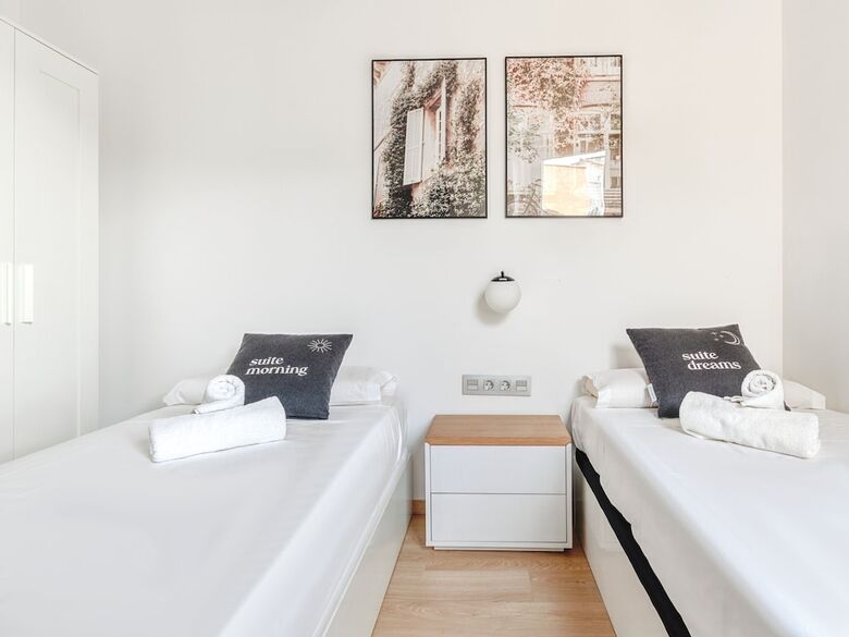 Aparthotel Limehome Barcelona Carrer de Fontcoberta