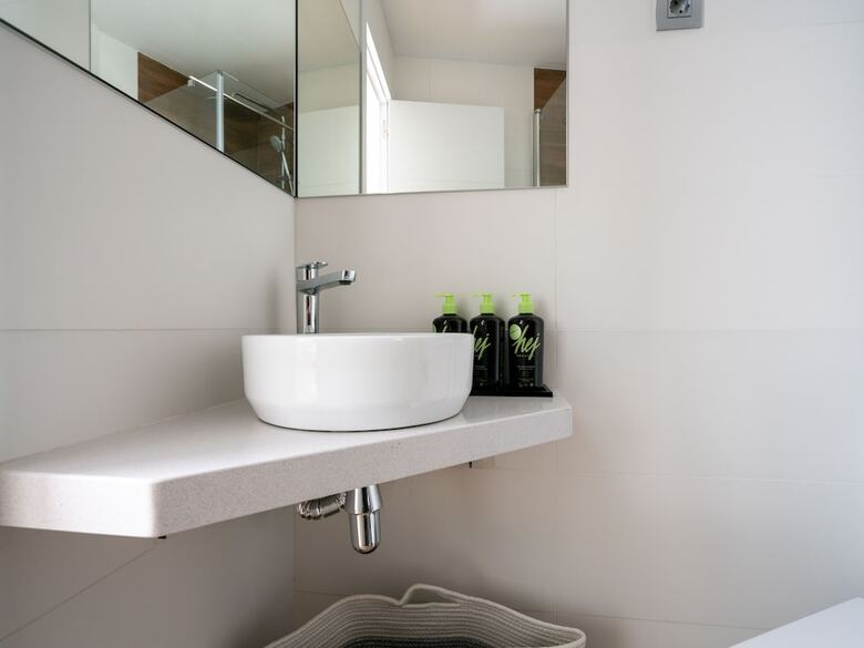 Aparthotel Limehome Barcelona Carrer de Fontcoberta