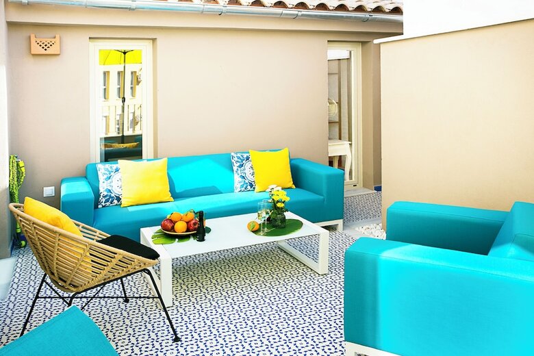Aparthotel Graffiti Suites M�laga