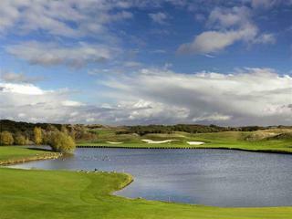 Hotel Novotel Saint Quentin Golf National