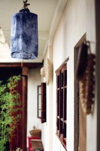 Hostal Shaxi Miss May Hotel