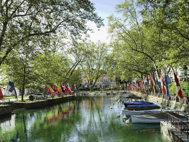 Hotel Ibis Styles Annecy Gare Centre (formerly Mandallaz)