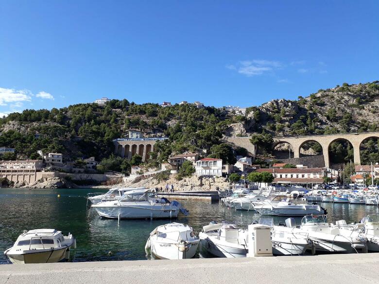Hotel Kyriad Aix Les Milles - Plan de Campagne