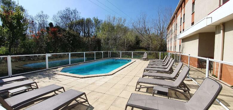 Hotel Kyriad Aix Les Milles - Plan de Campagne