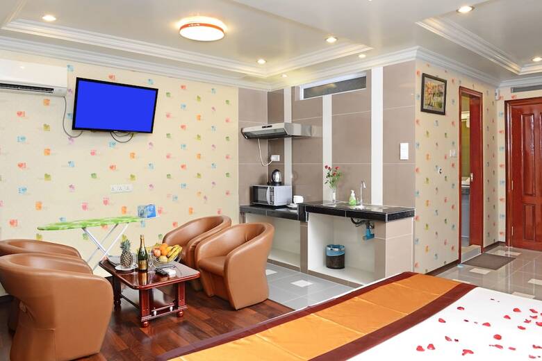 Hotel Grand United (Ahlone Branch)