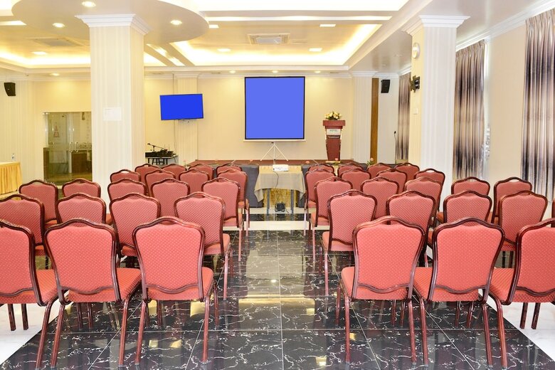 Hotel Grand United (Ahlone Branch)