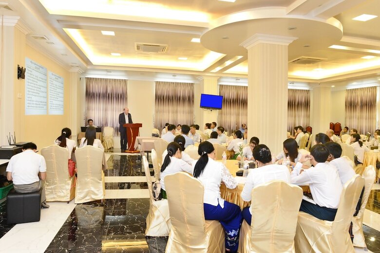 Hotel Grand United (Ahlone Branch)