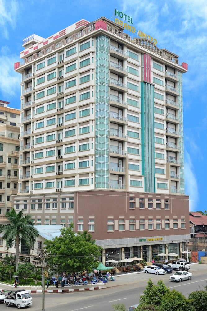 Hotel Grand United (Ahlone Branch)