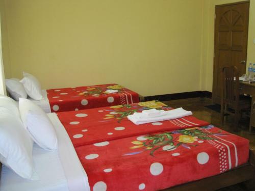 Bed & Breakfast Golden Guest Inn