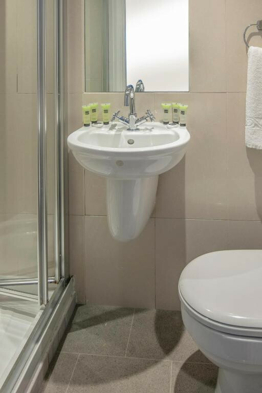 Queensway Hotel, Sure Hotel Collection By Best Western