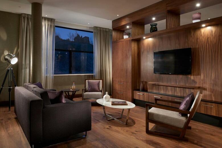 Hotel The Glasshouse Autograph Collection By Marriott