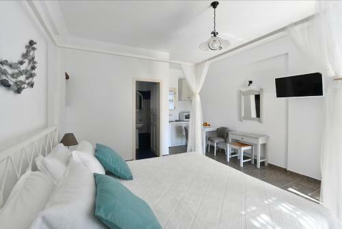 Agrabeli Studios & Apartments
