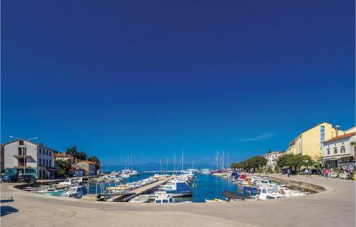 Holiday Home Ive Milcetica Matina Cr