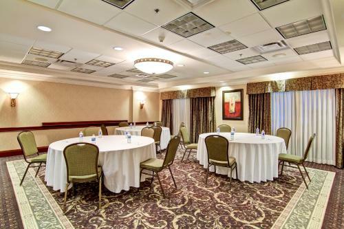 Hotel Hampton Inn & Suites Guelph