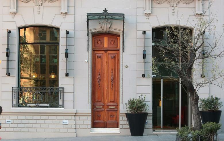 Yrigoyen 111 Hotel