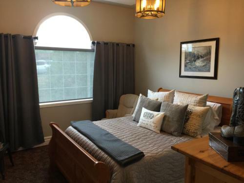 The Stone Gate Inn Bed & Breakfast