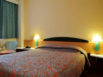 Hotel Ibis Gara De Nord