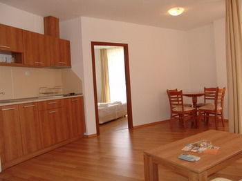 Hotel Elit 2 (.)