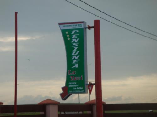 Hostal Pensiunea La Tavi