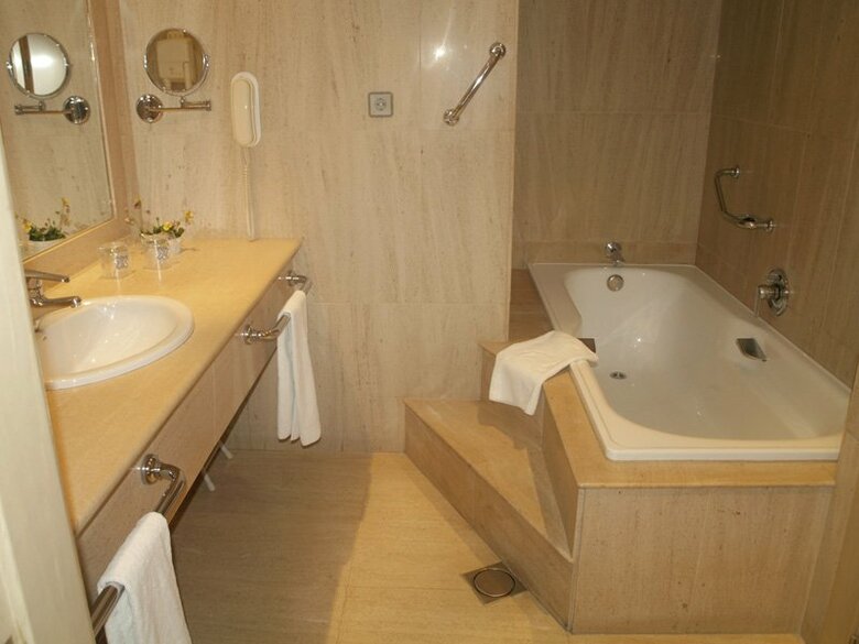 Suite Hotel Palacio Del Mar