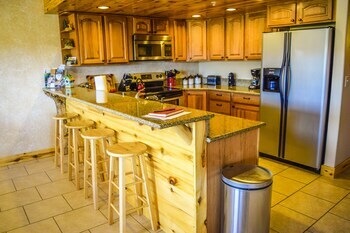 The Lodge At Duck Creek