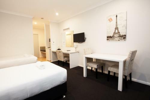 Springwood Motor Inn