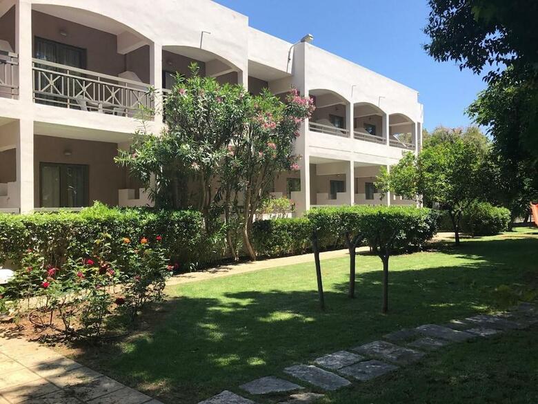 Pantheon Hotel