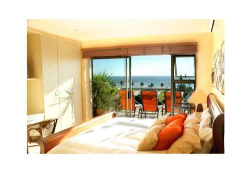 Beachside Villa & Penthouse