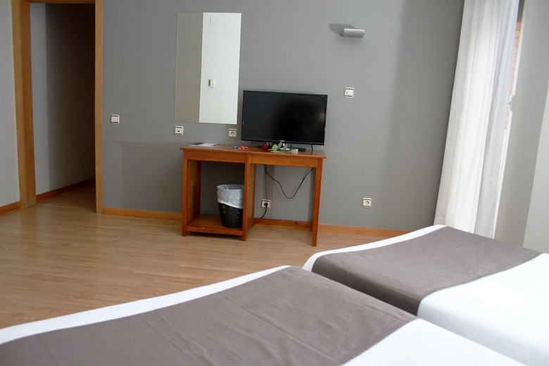 Hotel Isabel De Segura