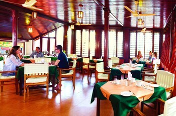 Hotel Beach And Lake Ayurvedic Resort