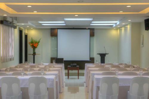 Fersal Hotel - P. Tuazon Cubao