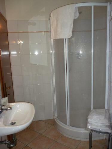 Hostal Eurotravel Bed And Car