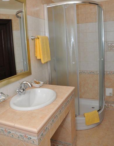 Hostal Pensiunea Nora