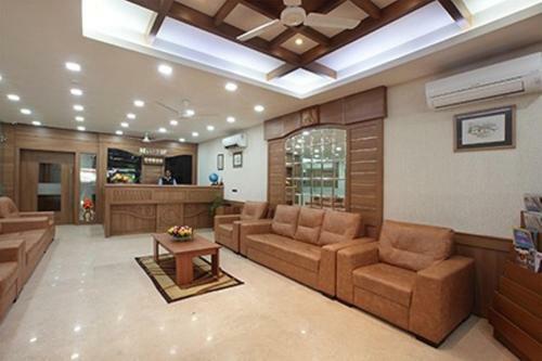 Hotel Anjali Park