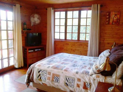 Pine Tree Lodge