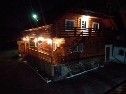 Hostal Pensiunea Poienita 2