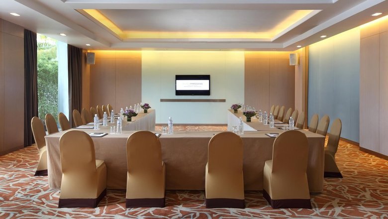Hotel Royal Princess Srinakarin