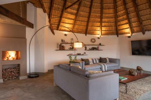 Royal Madikwe Luxury Safari Lodge