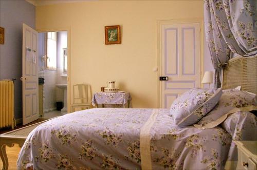Bed & Breakfast La Villa Bleue de Mauleon
