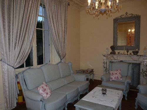 Bed & Breakfast La Villa Bleue de Mauleon