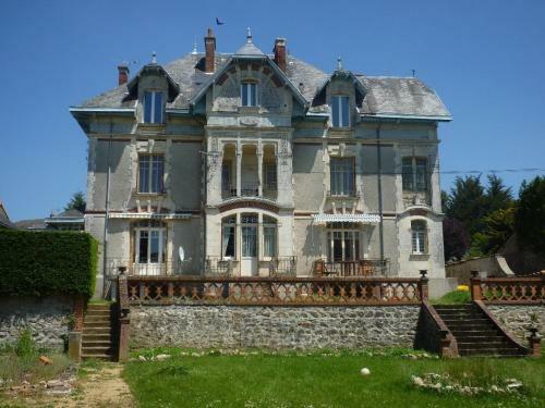 Bed & Breakfast La Villa Bleue de Mauleon