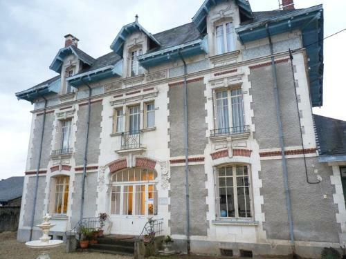 Bed & Breakfast La Villa Bleue de Mauleon