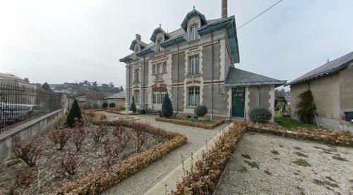 Bed & Breakfast La Villa Bleue de Mauleon