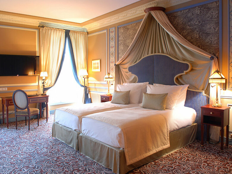 Grand Hotel De Bordeaux & Spa